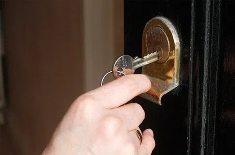 Security Locksmith Services Seattle, WA 206-801-9932 - 7-Door-Unlock